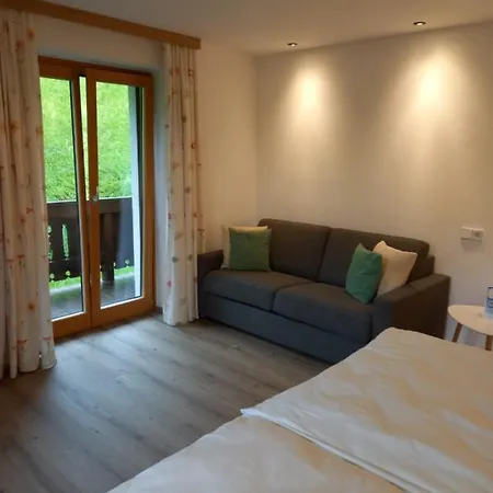 Lederer Maria Alm am Steinernen Meer