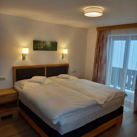 Lederer Apartment